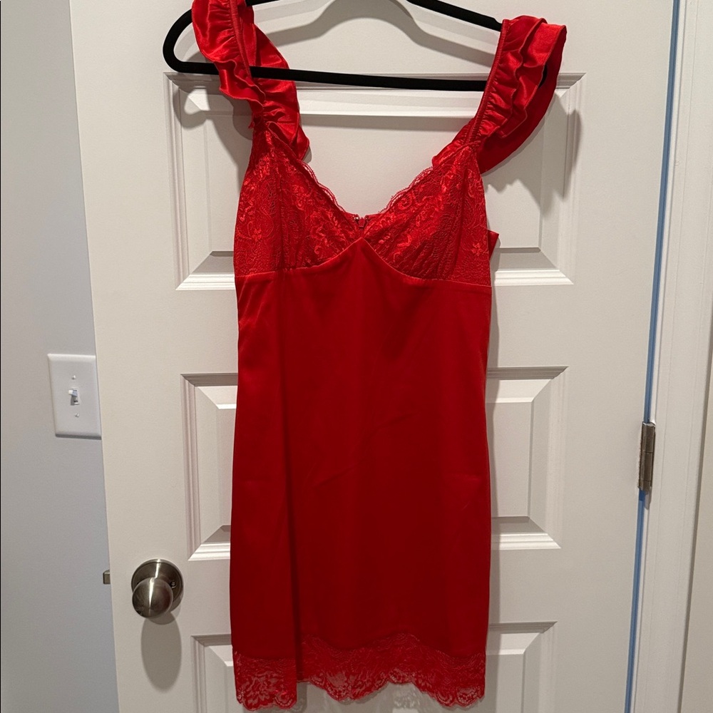 Elegant Red Lace Trim Dress